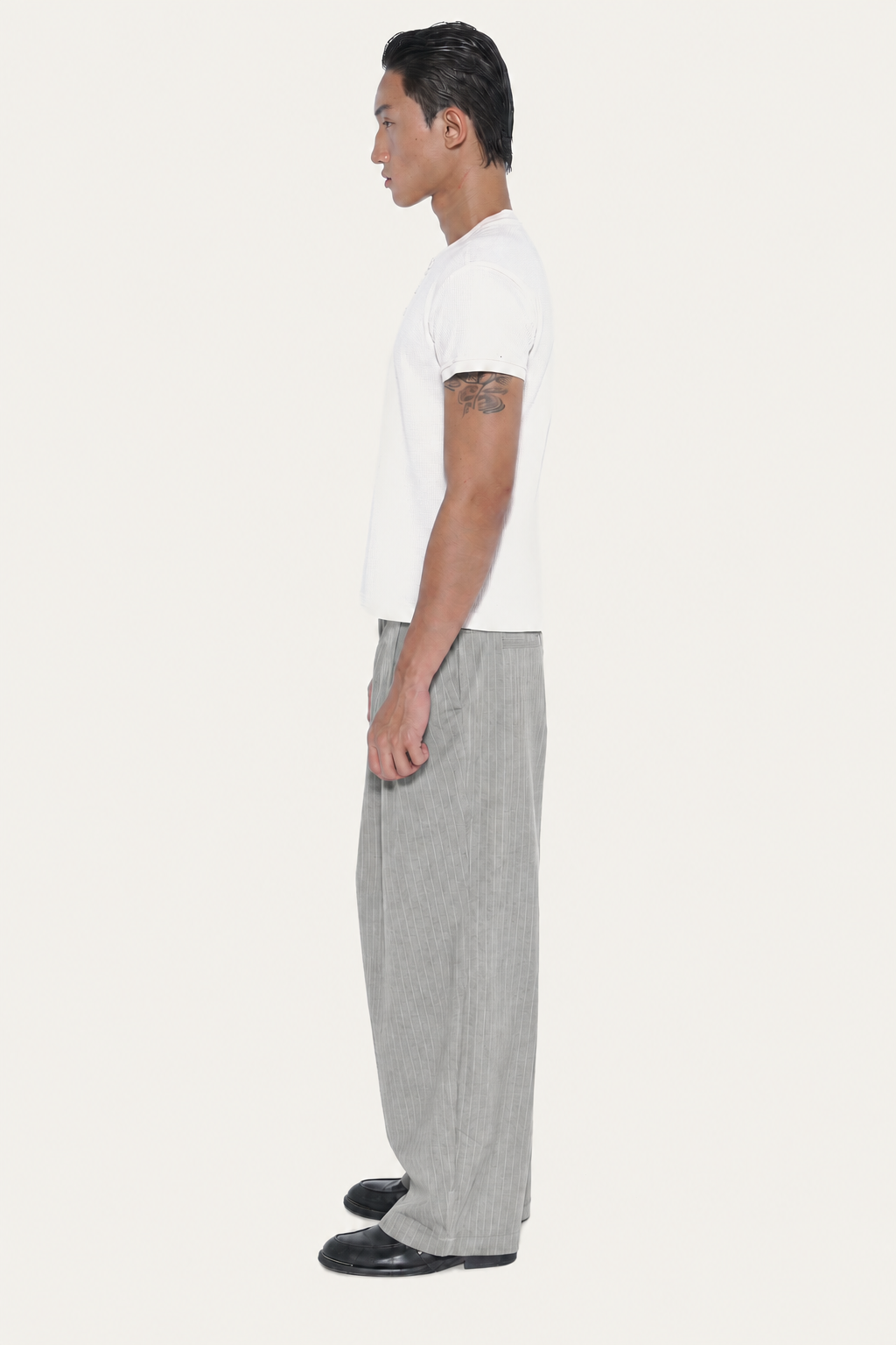 VAREL DOUBLE - PLEAT TROUSER | CHARCOAL